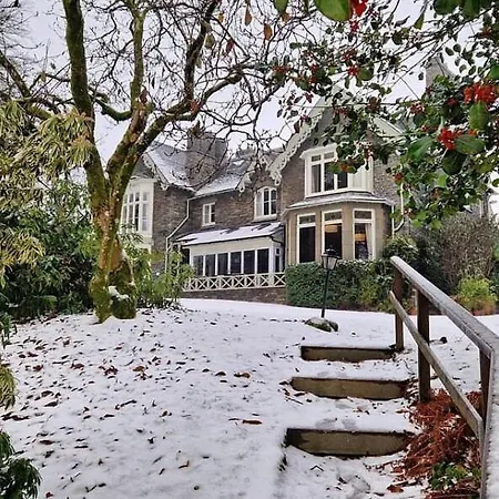 Manor - Vegetarian אמבלסייד